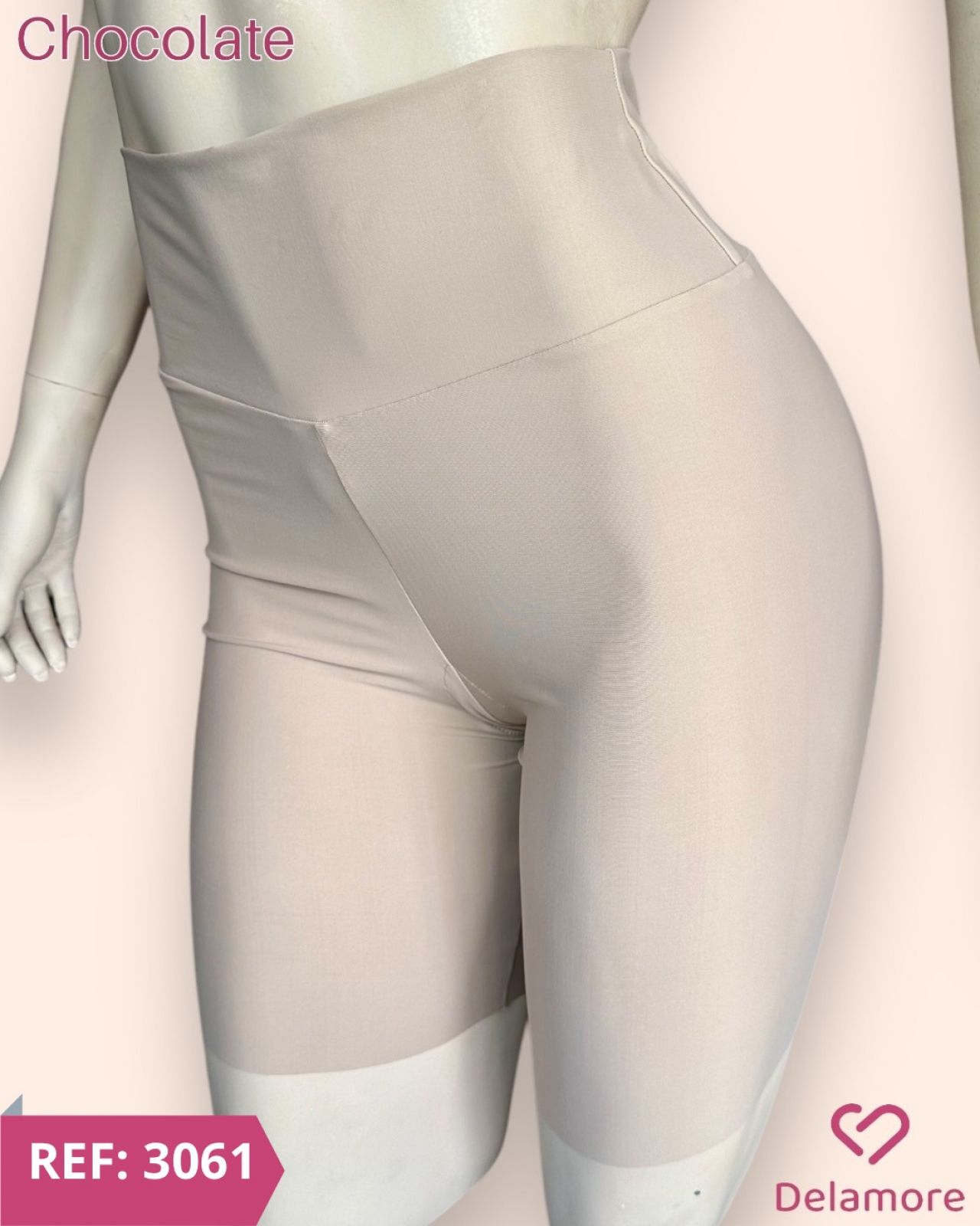 BERMUDA DE CETINETE COM COS DOBRADO